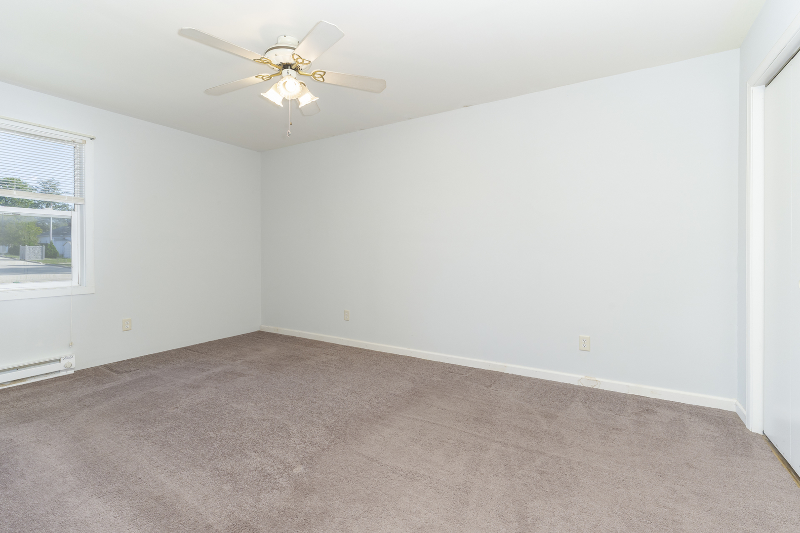 322 E Timber Street Property Photo 13