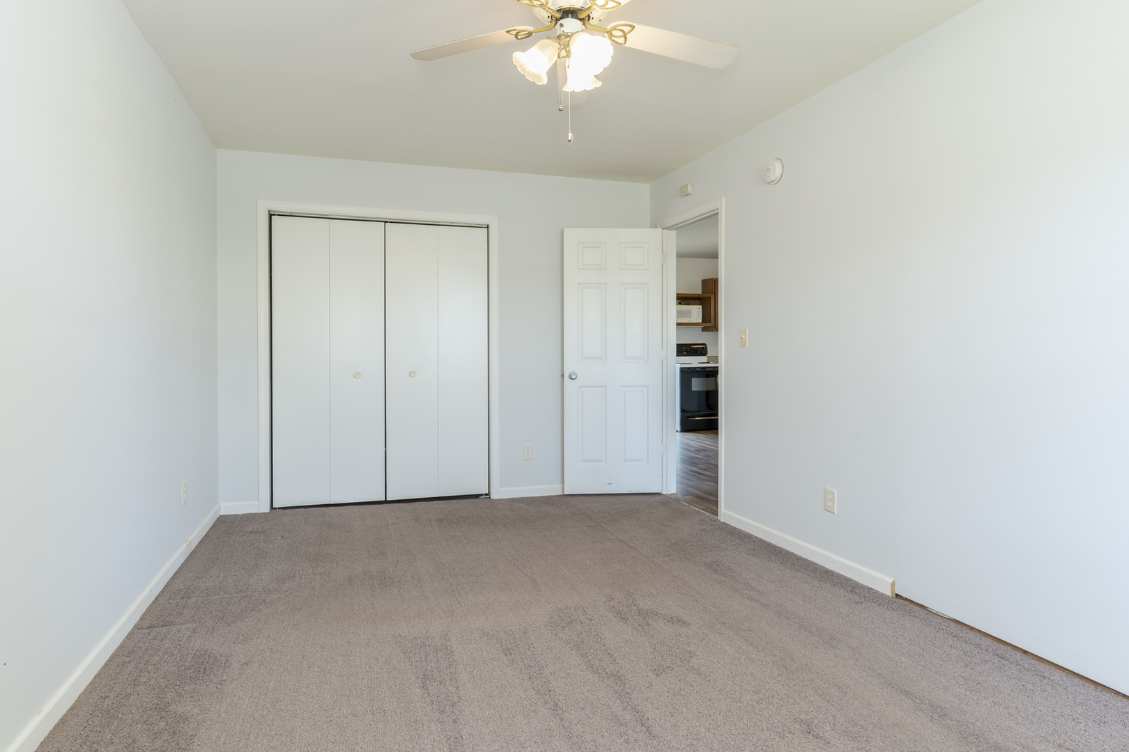 322 E Timber Street Property Photo 14
