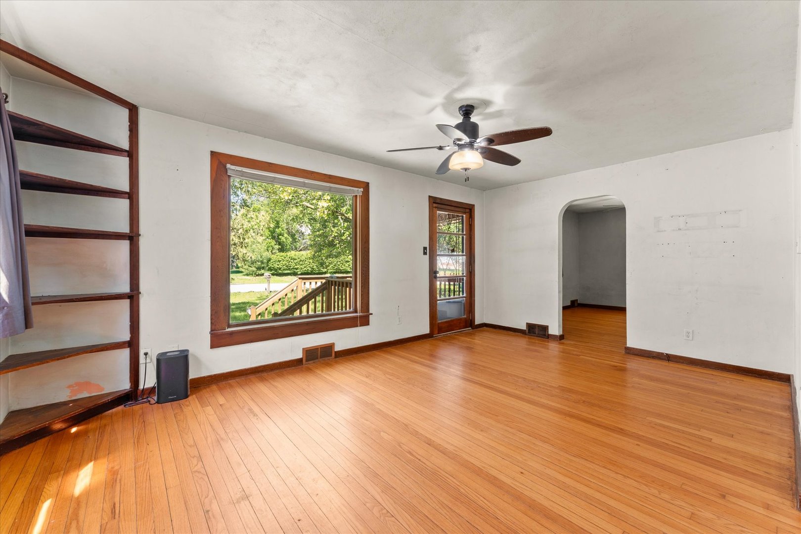 501 N State Street Property Photo 9