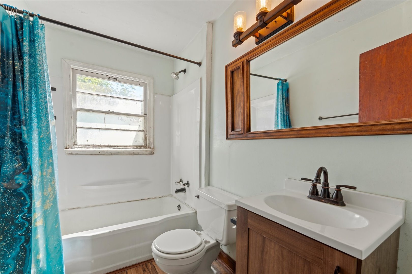 501 N State Street Property Photo 17