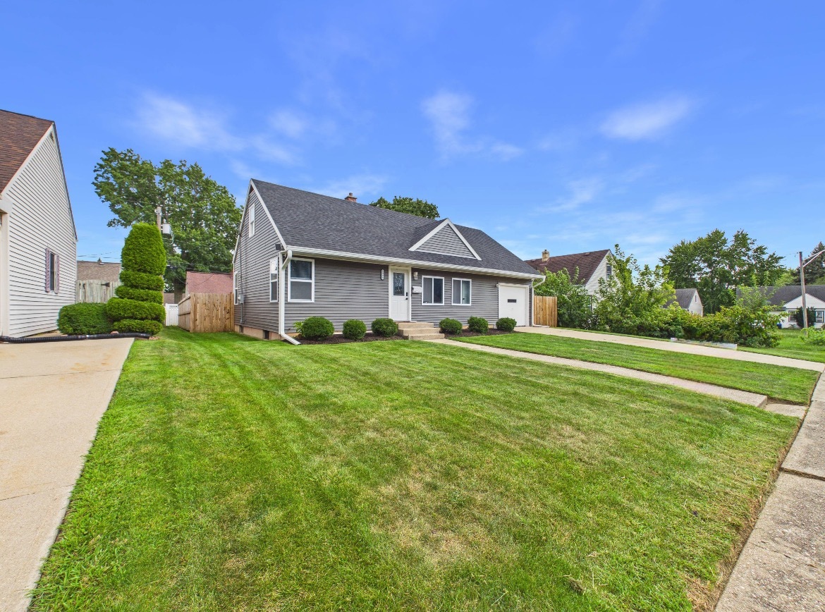 1328 Leaman Place Property Photo 2