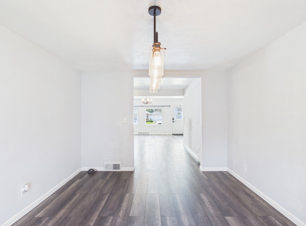 1328 Leaman Place Property Photo 13