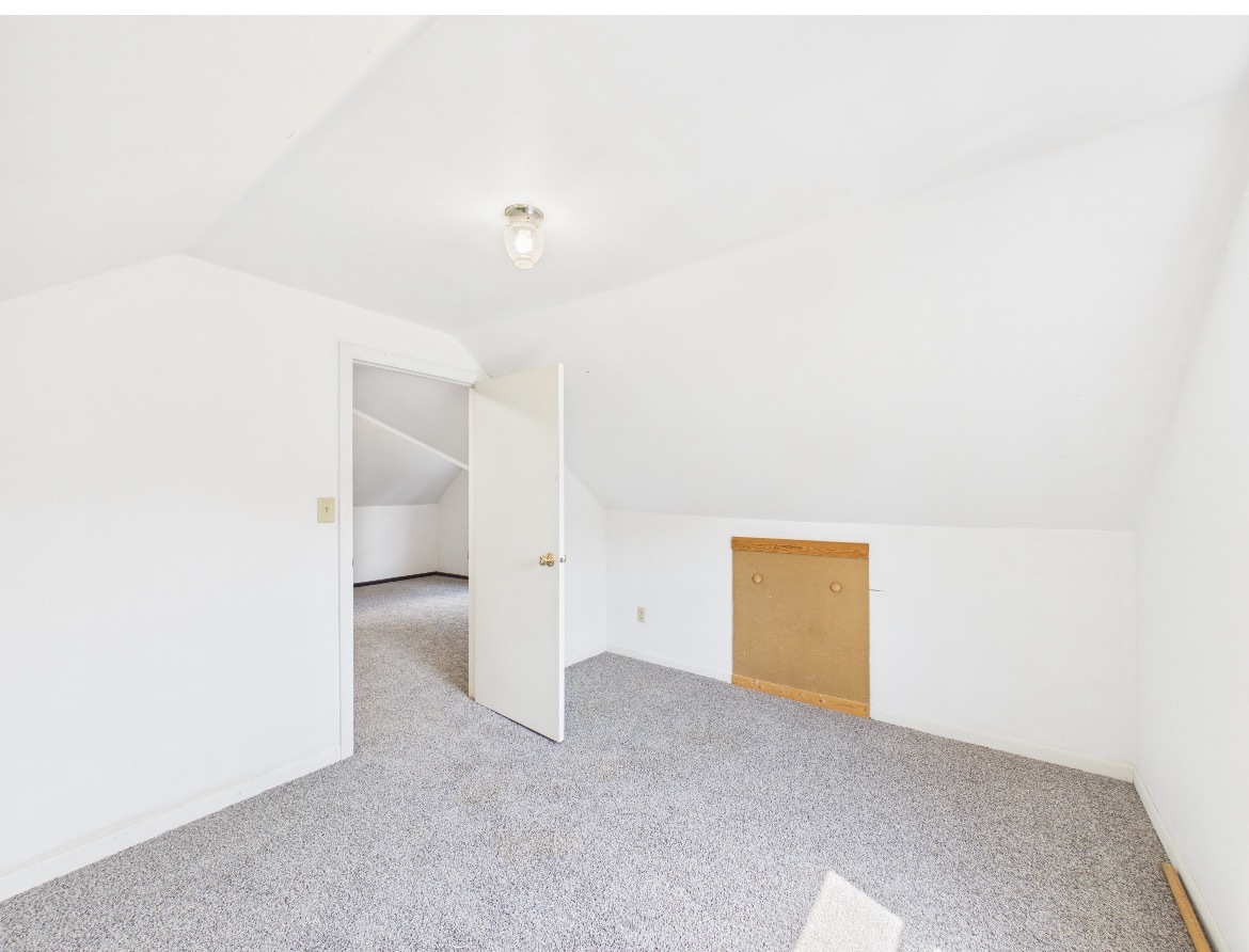 1328 Leaman Place Property Photo 18