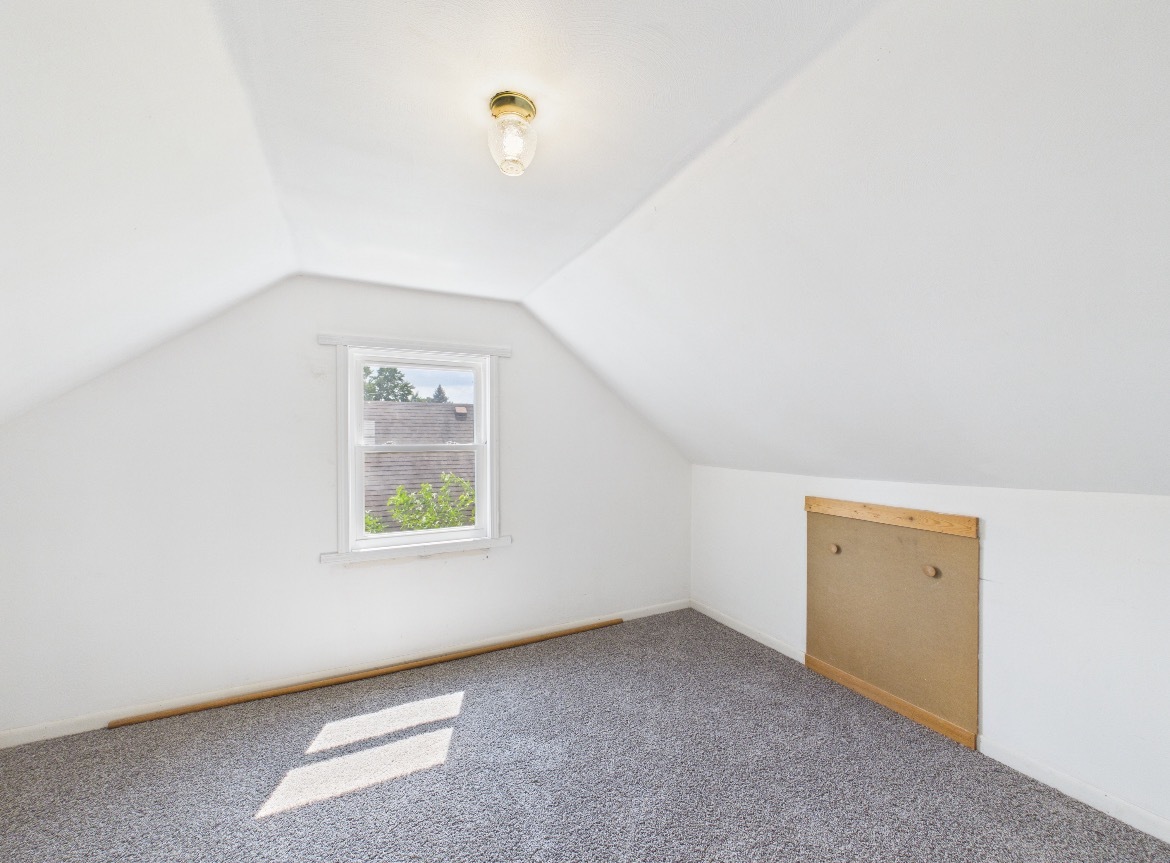 1328 Leaman Place Property Photo 19