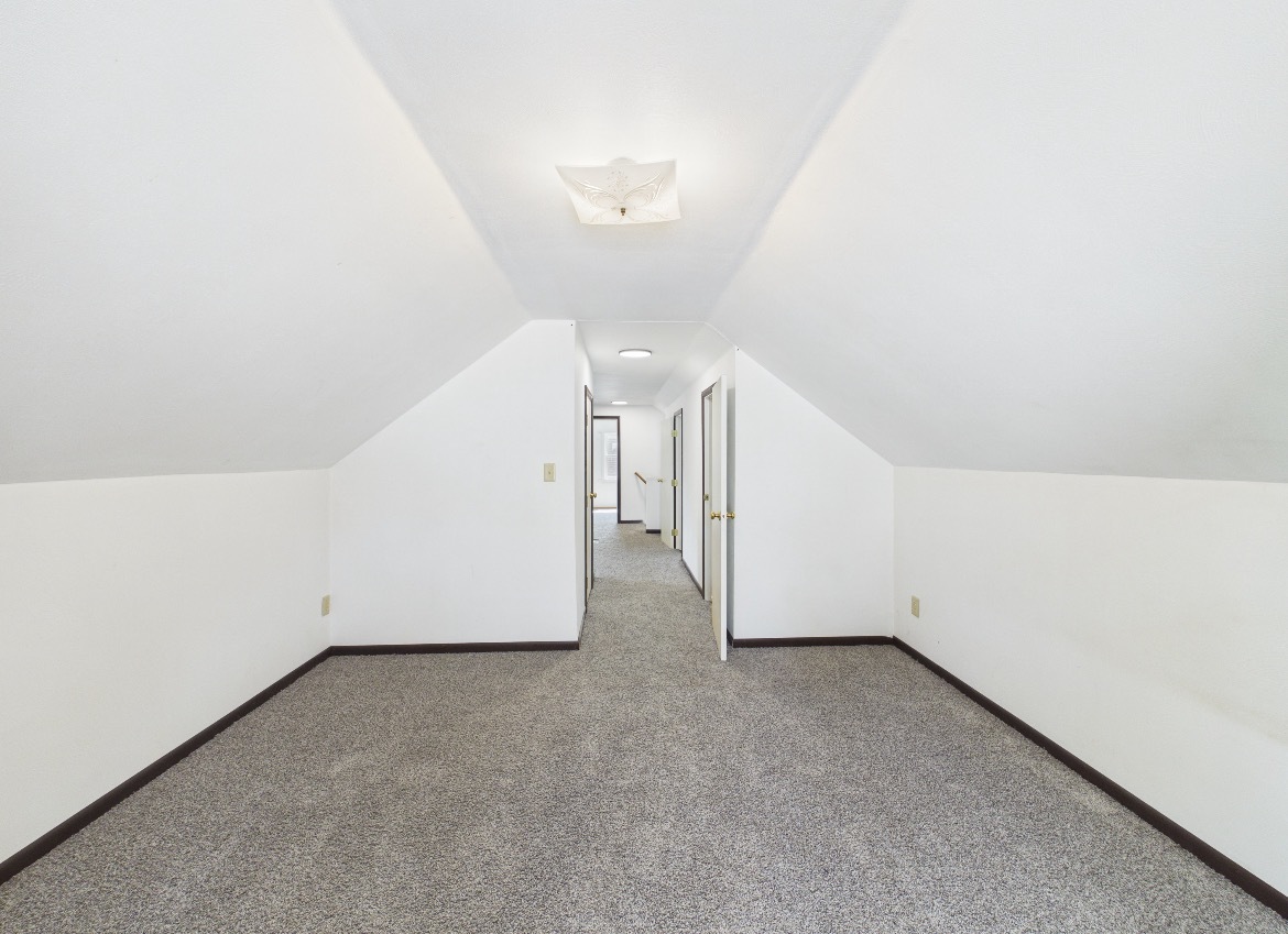1328 Leaman Place Property Photo 20