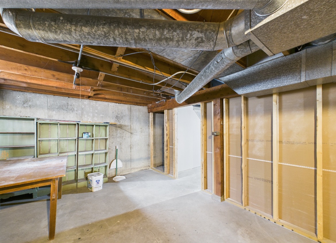 1328 Leaman Place Property Photo 25