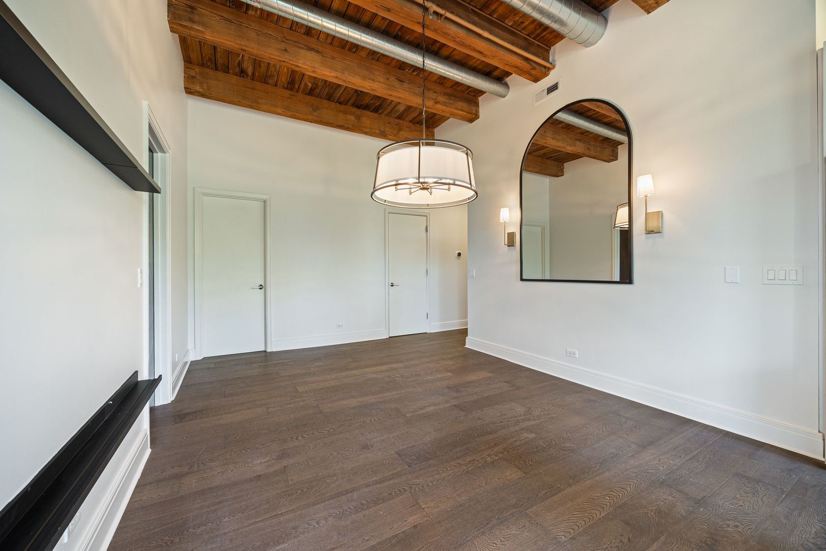 1600 S Jefferson Street 201 Property Photo 16