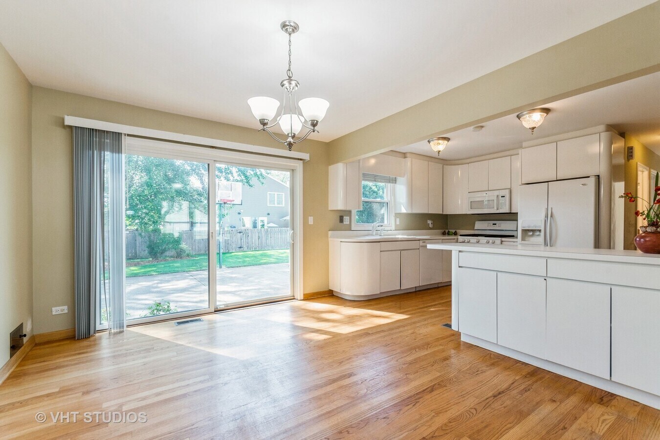 920 Chaucer Way Property Photo 6