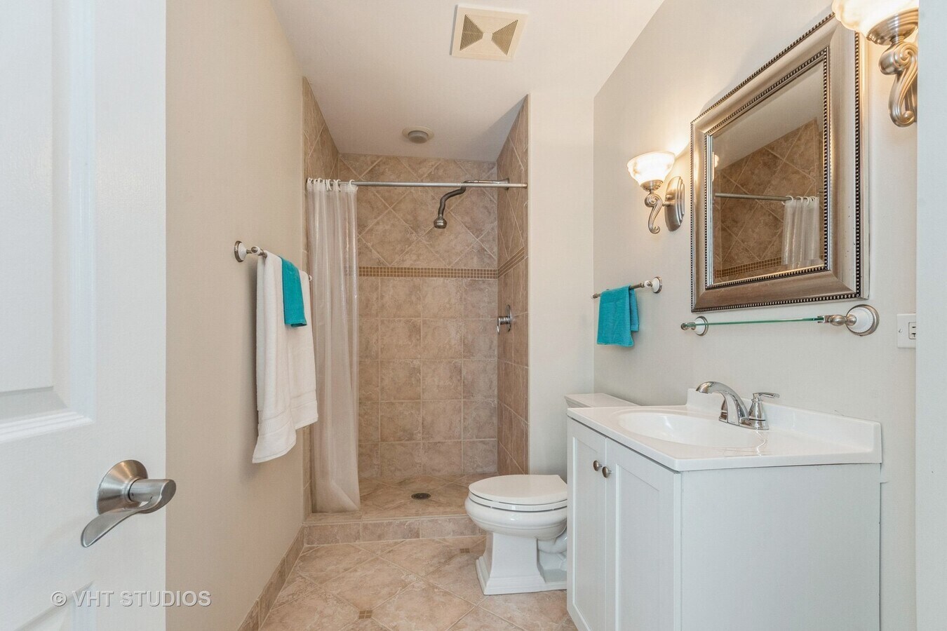 920 Chaucer Way Property Photo 13