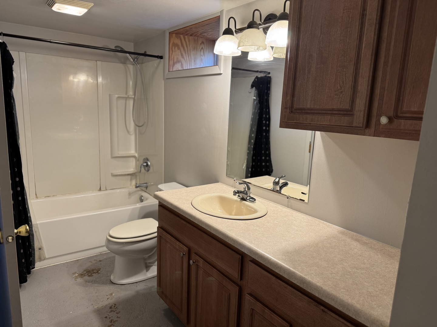 225 Panama Avenue Property Photo 9