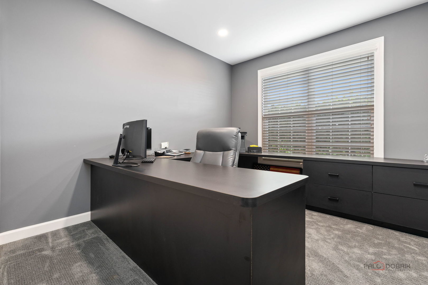 5 Kensington Court Property Photo 14