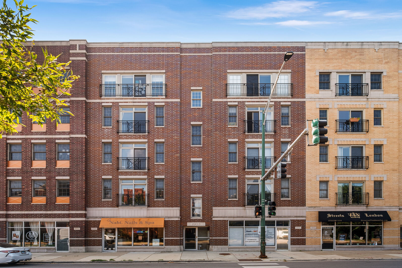 1903 W Diversey Parkway 301 Property Photo 1