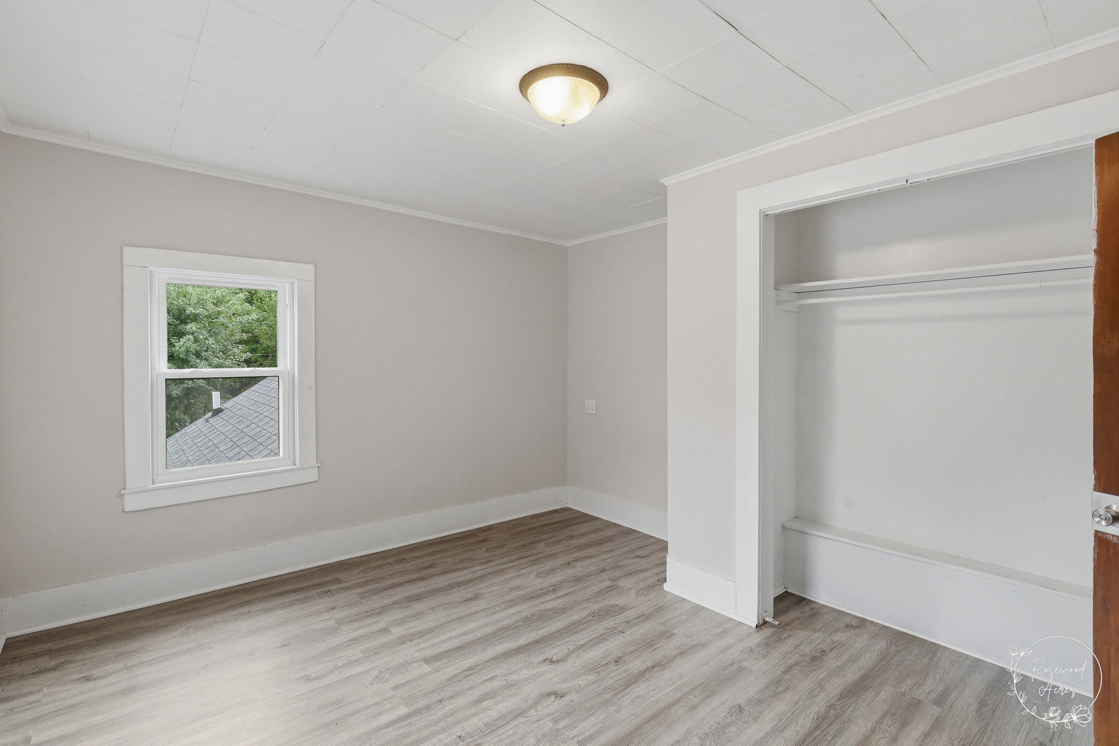 1223 N Locust Street Property Photo 22