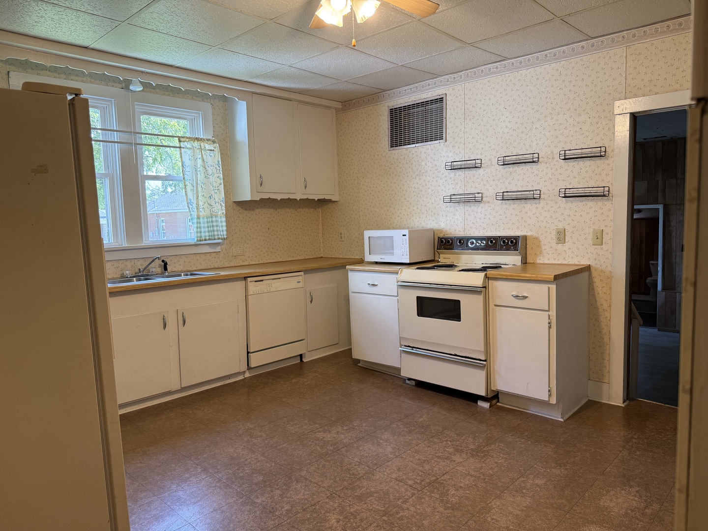 1507 N Russell Street Property Photo 4