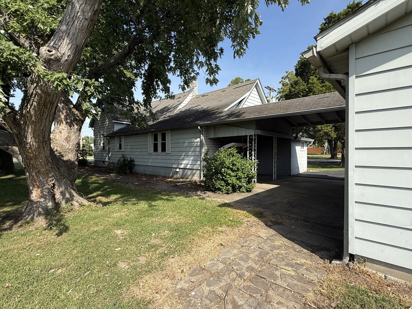 1507 N Russell Street Property Photo 12