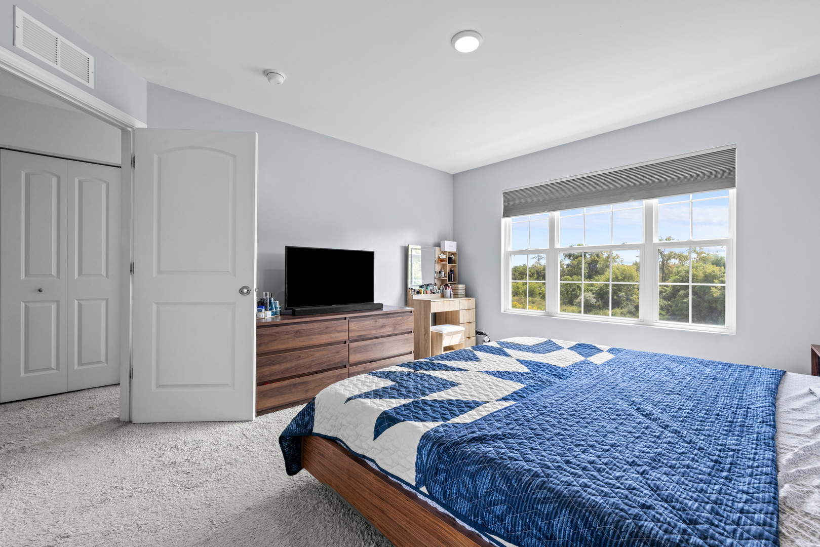 2431 Upland Road Property Photo 4