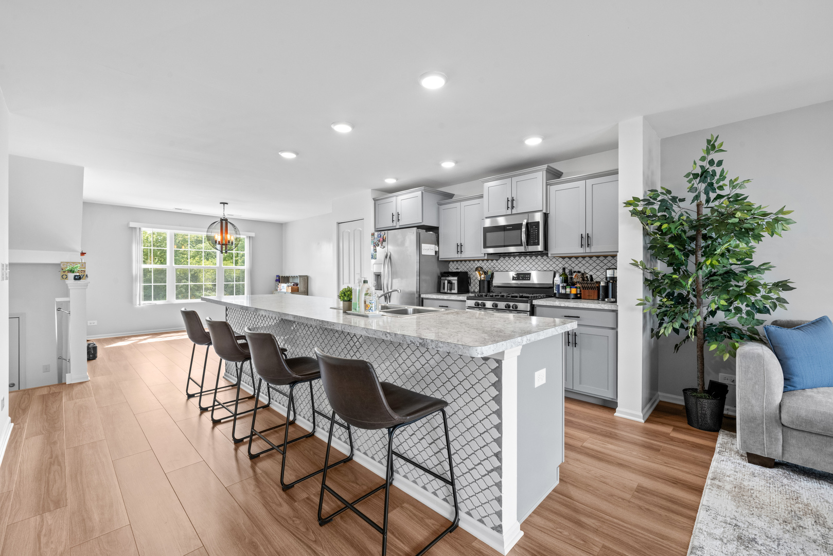 2431 Upland Road Property Photo 6