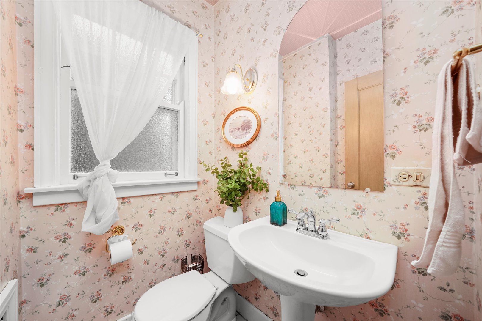 10151 S Bell Avenue Property Photo 6