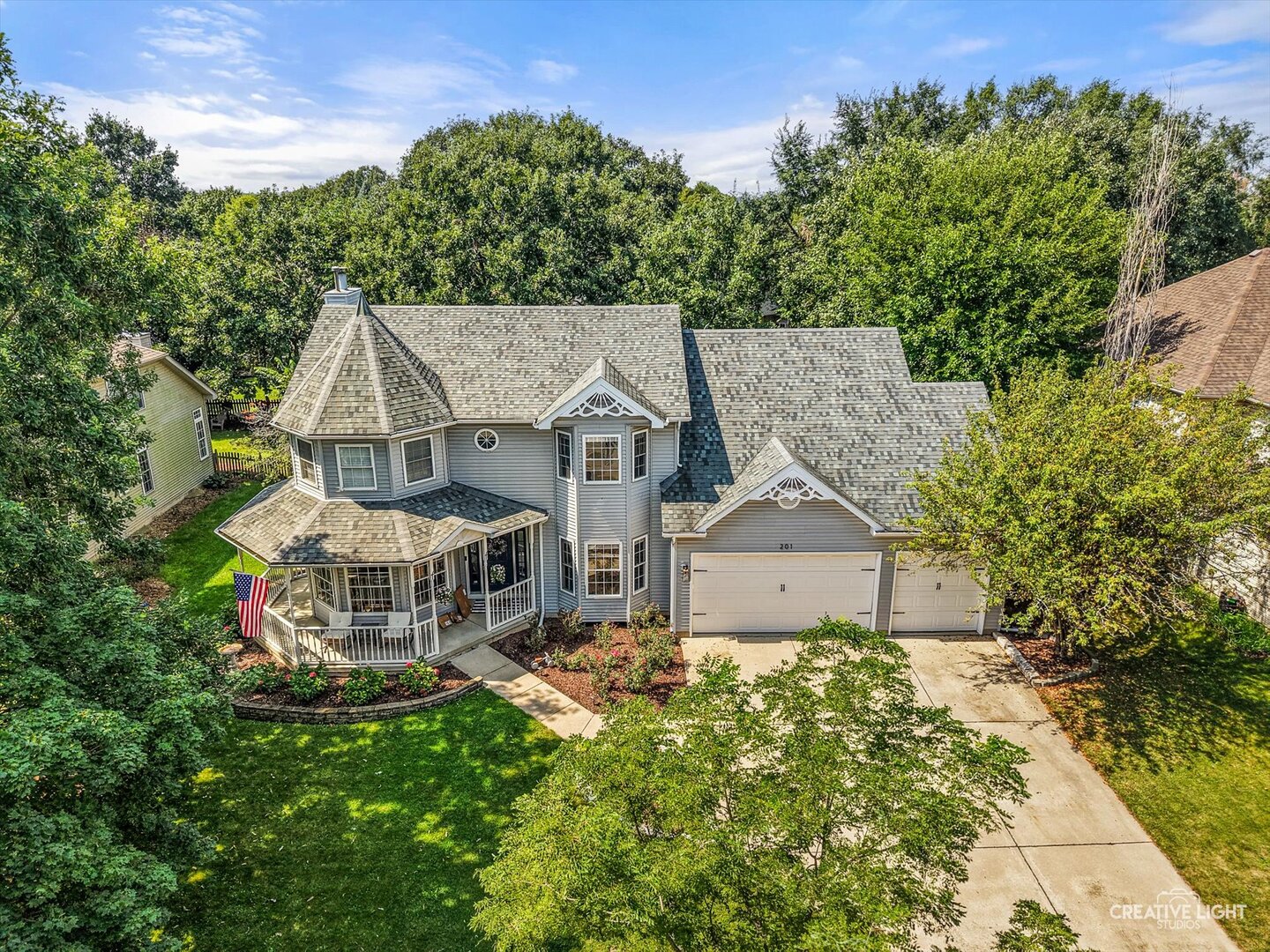 201 Willowwood Drive Property Photo 2