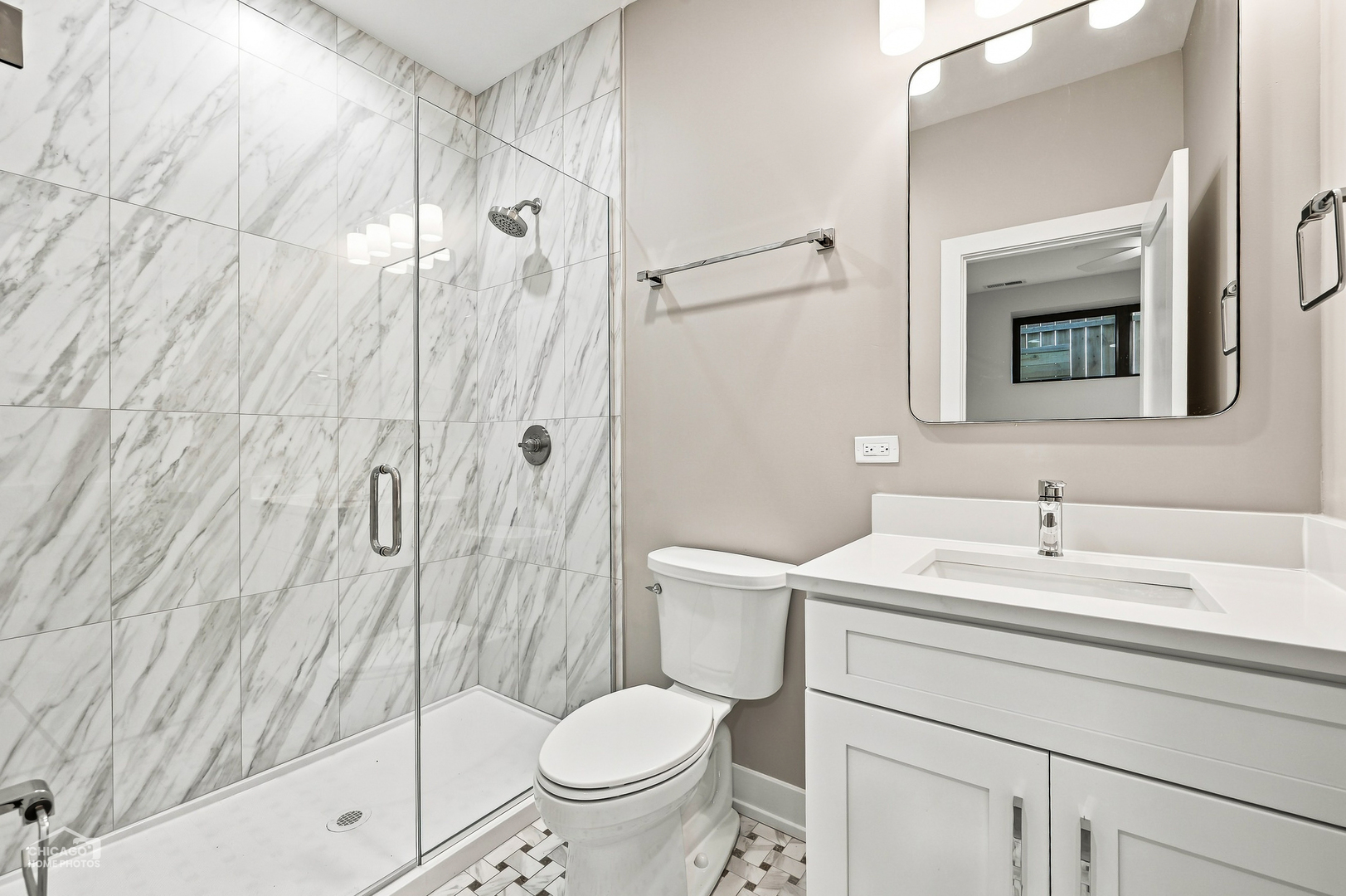 1443 S Trumbull Avenue Property Photo 18