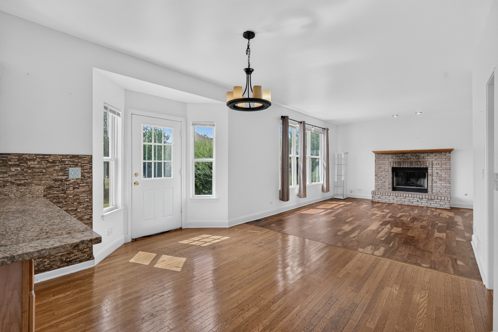 502 Crystal Court Property Photo 5