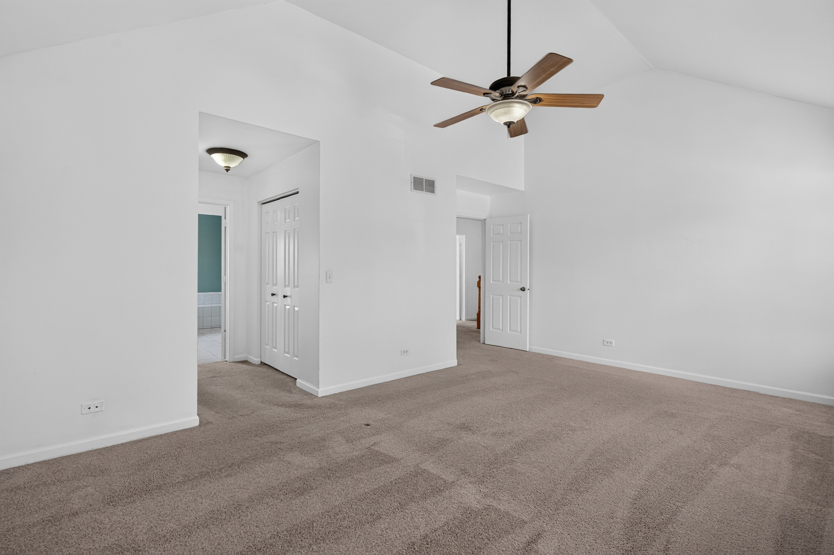 502 Crystal Court Property Photo 10