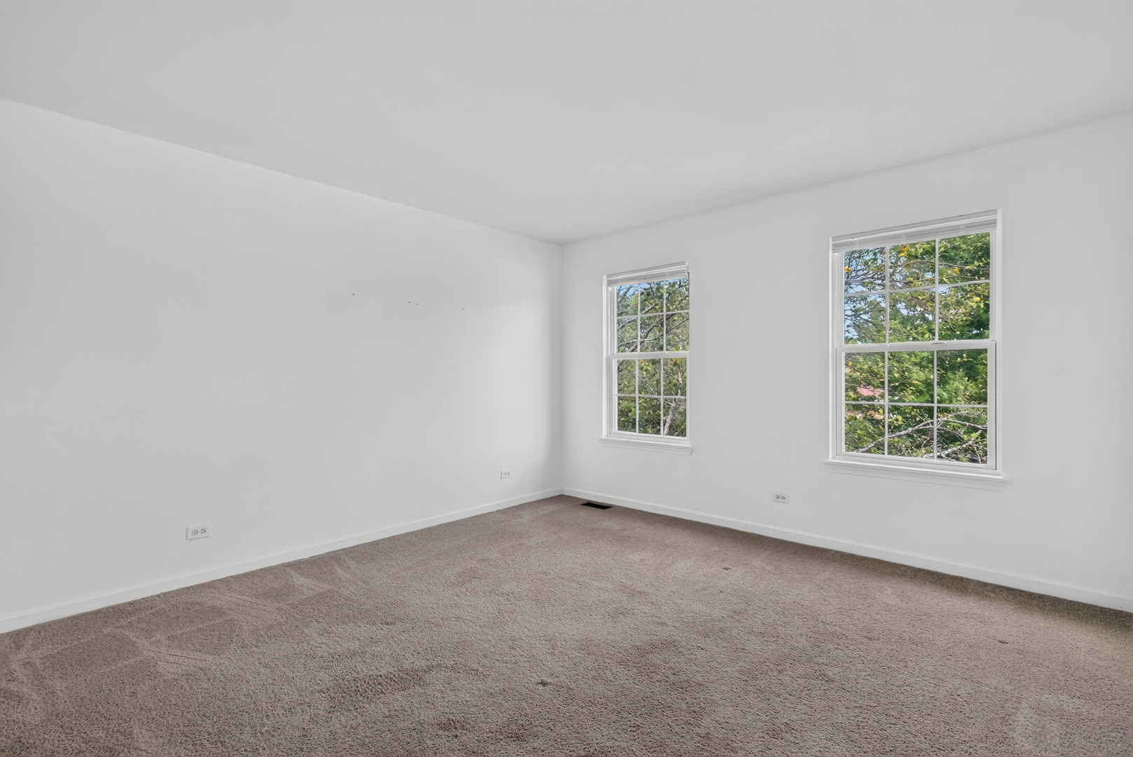502 Crystal Court Property Photo 16
