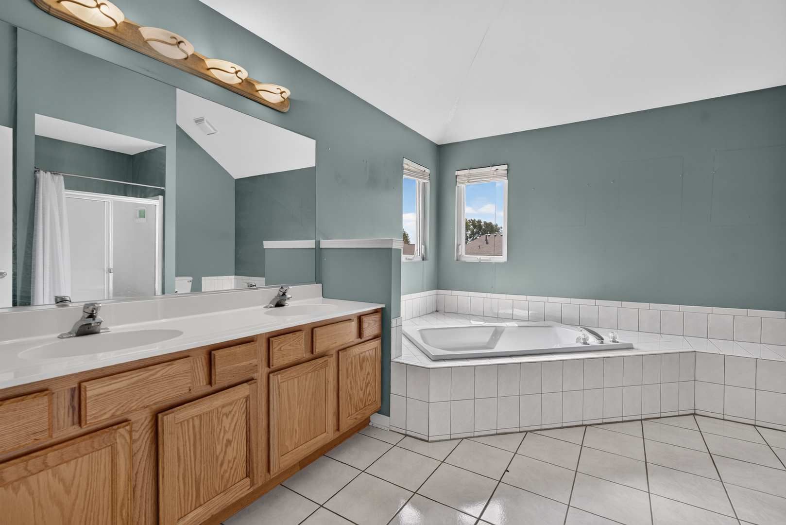 502 Crystal Court Property Photo 31