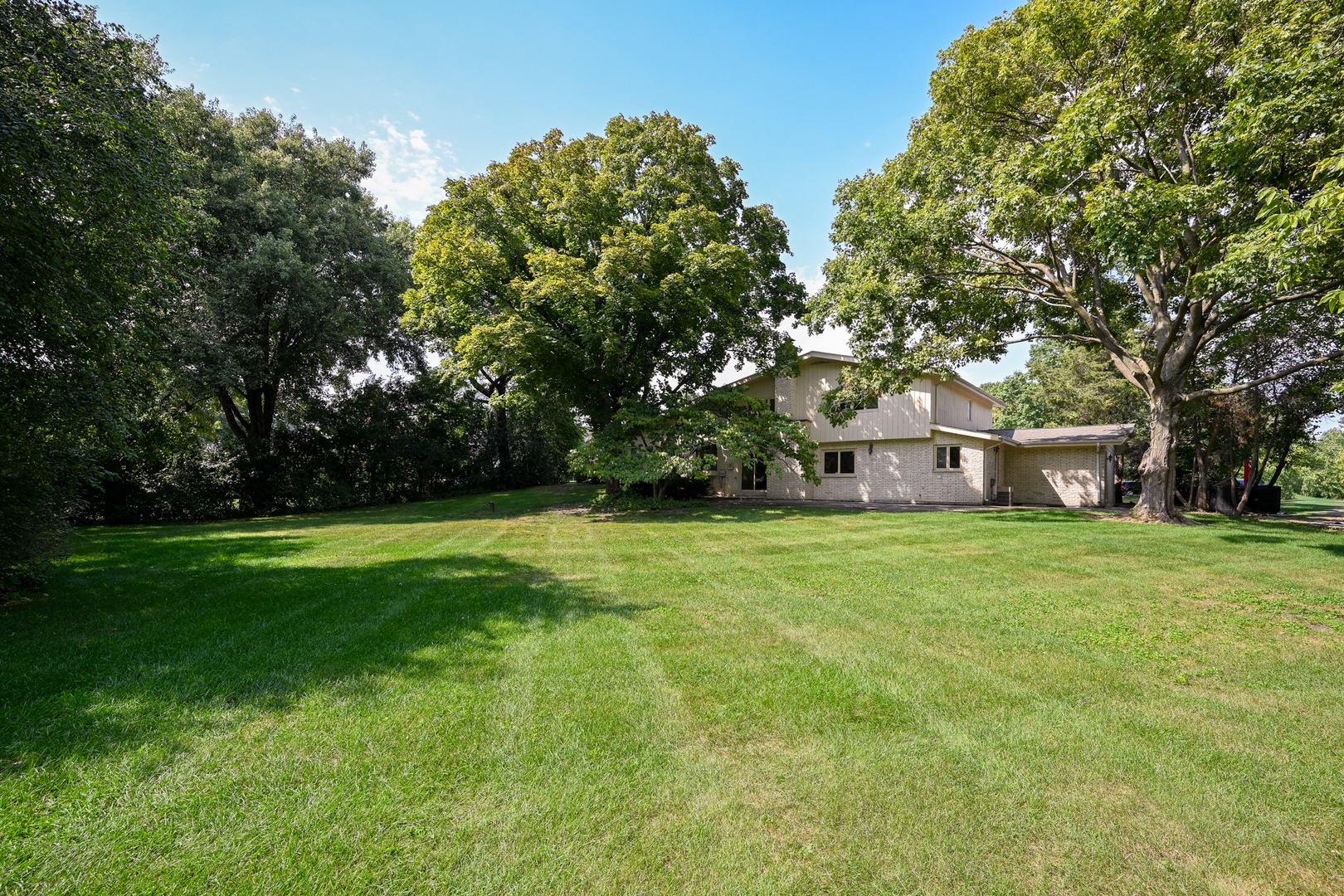 15 Croydon Lane Property Photo 4
