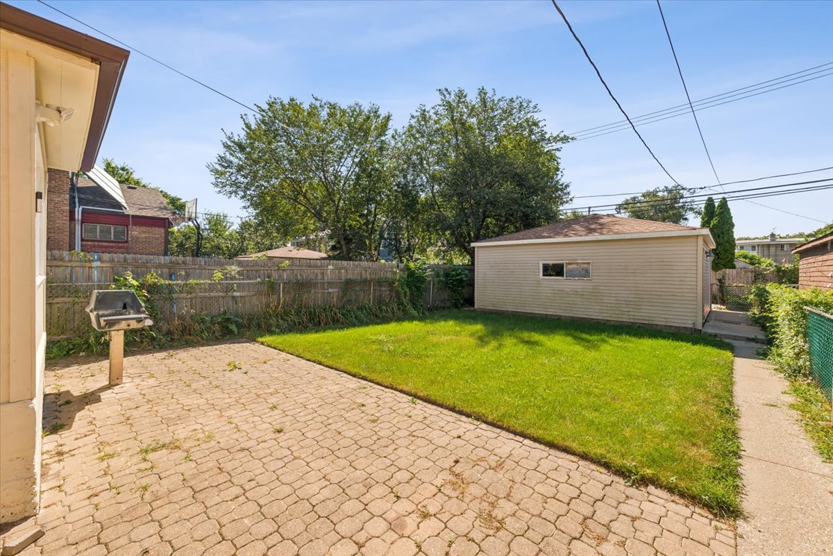 2312 Emerson Street Property Photo 2
