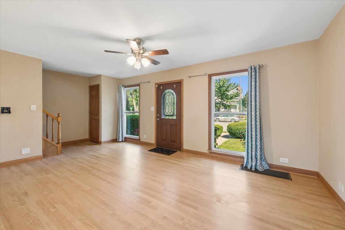 2312 Emerson Street Property Photo 4
