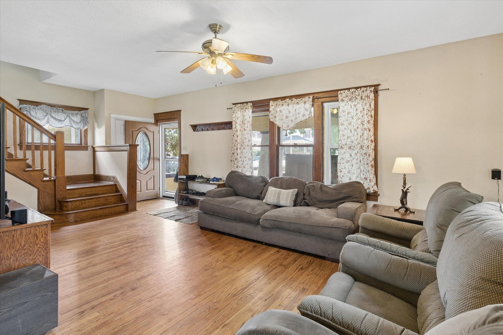 730 7th Avenue Property Photo 3
