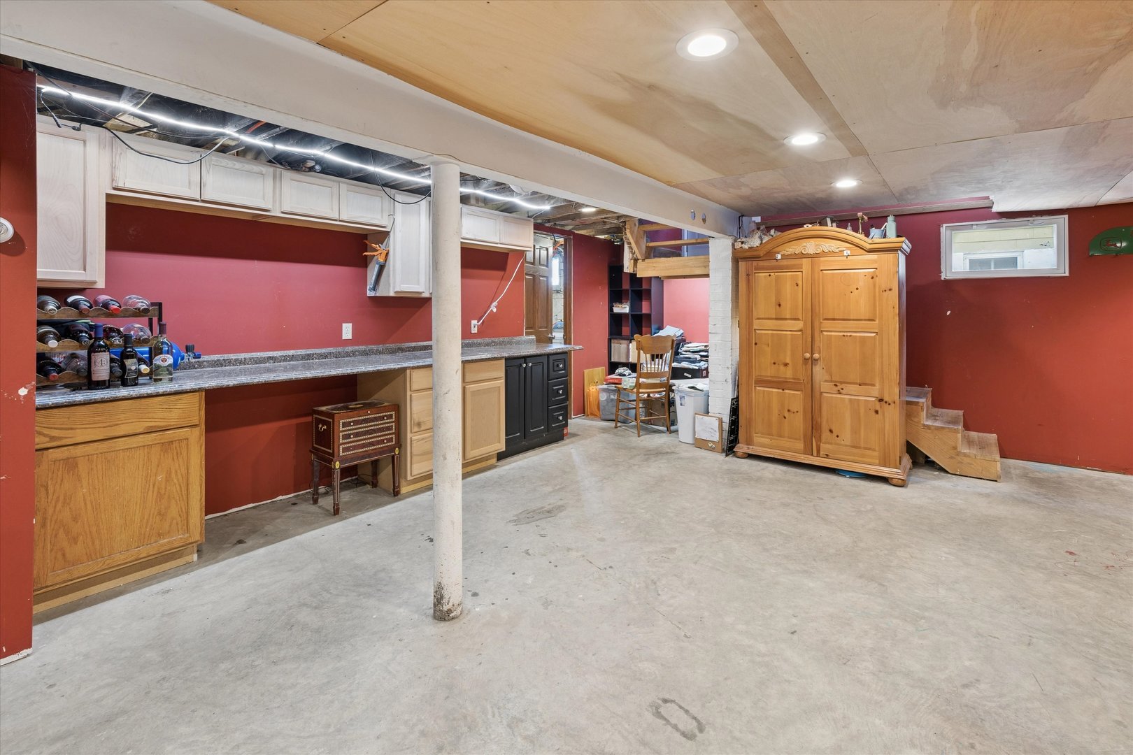 730 7th Avenue Property Photo 19