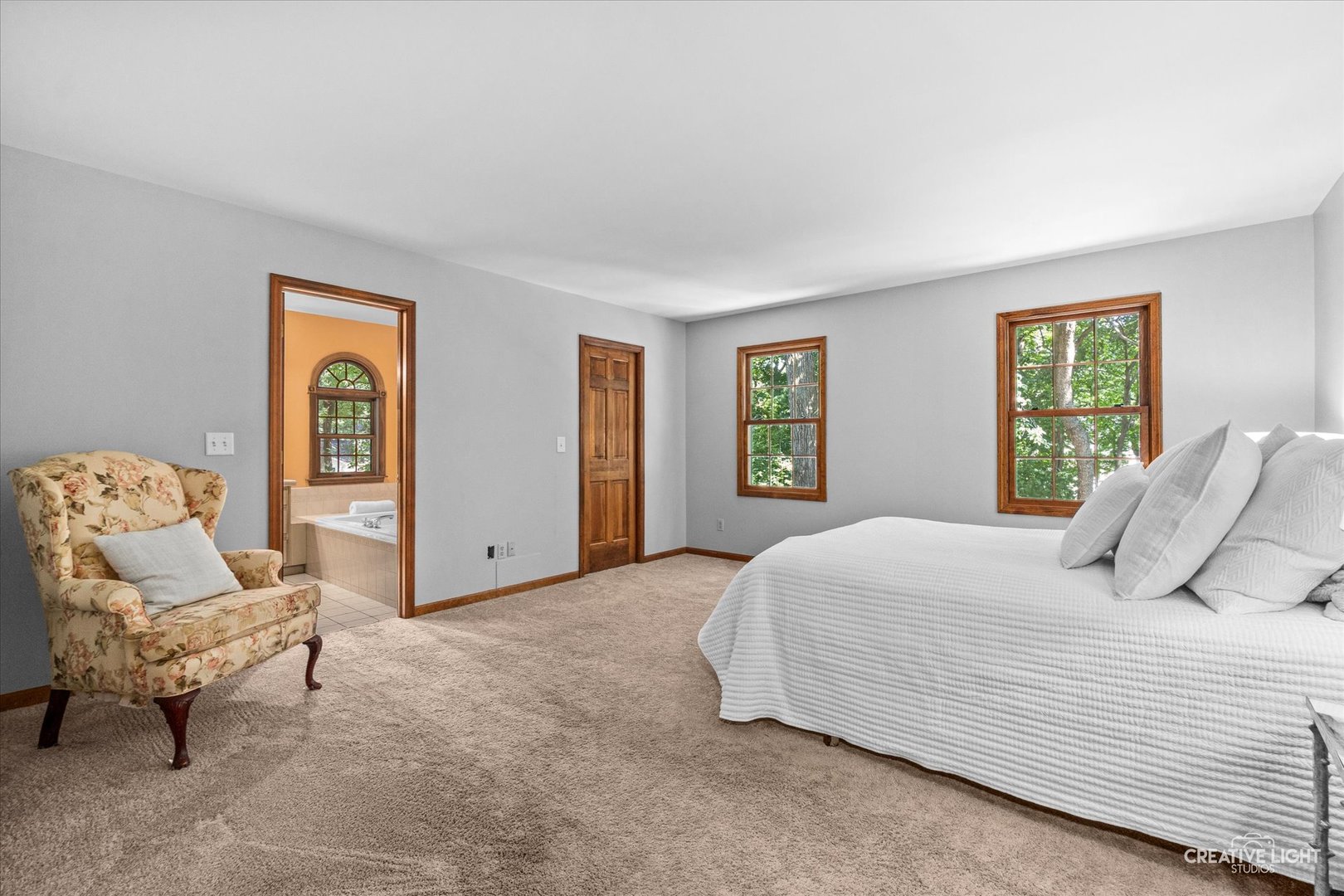 506 Pin Oak Court Property Photo 18