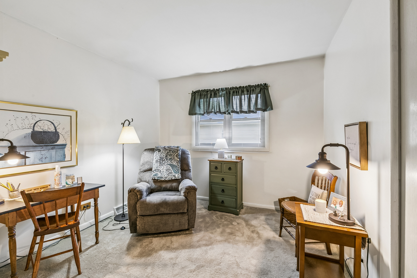 18113 Los Angeles Avenue Property Photo 16