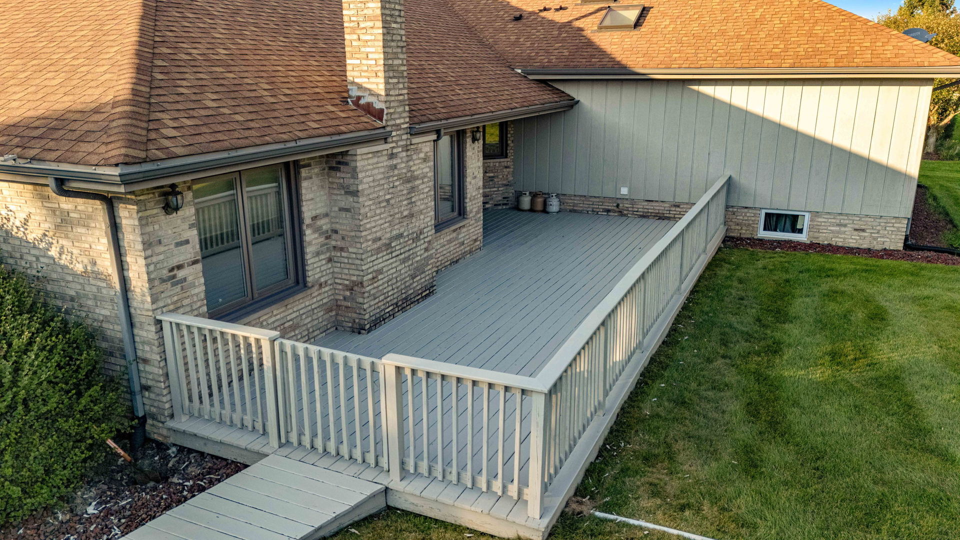 10241 Royal Court Property Photo 37