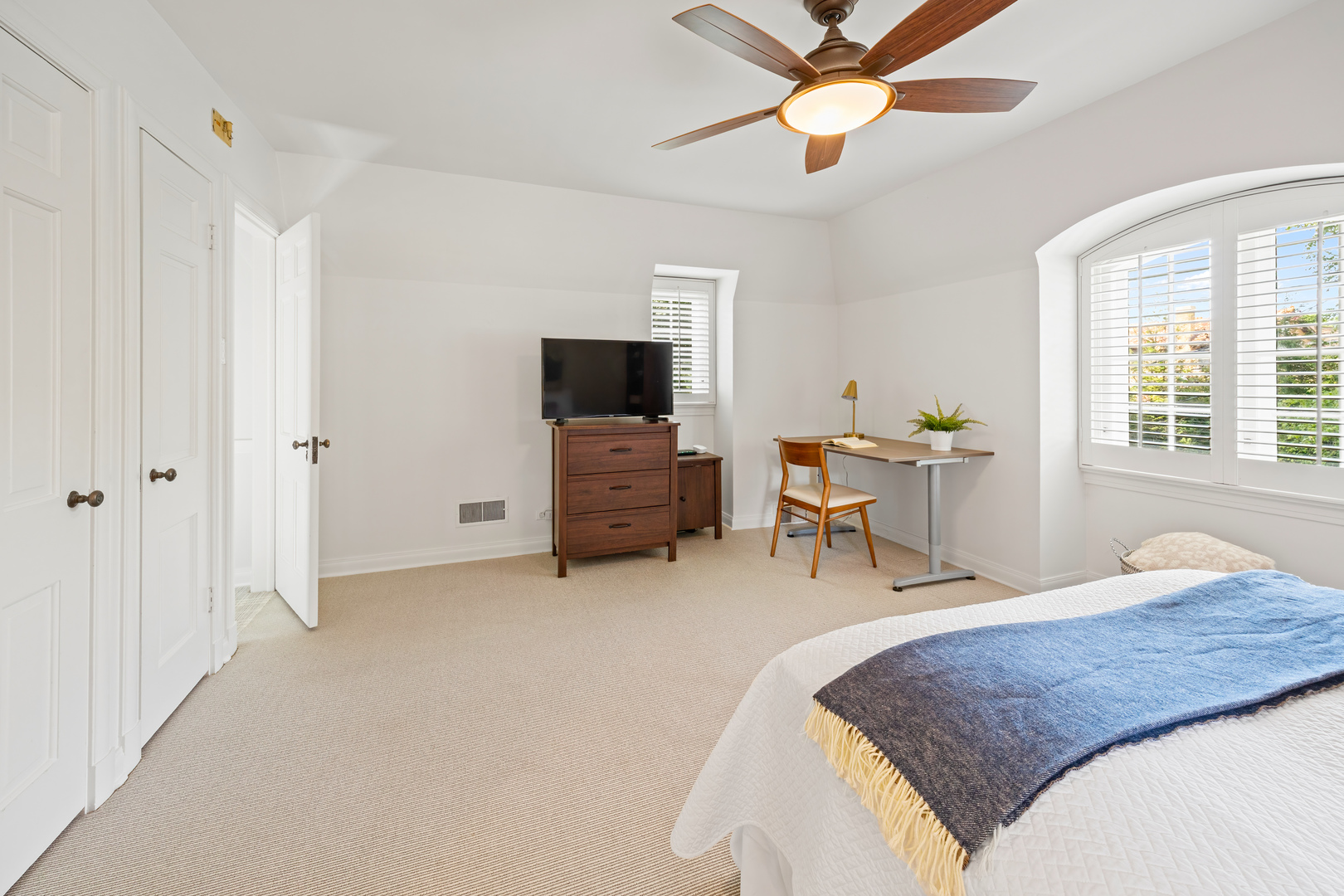 1339 Forest Avenue Property Photo 32