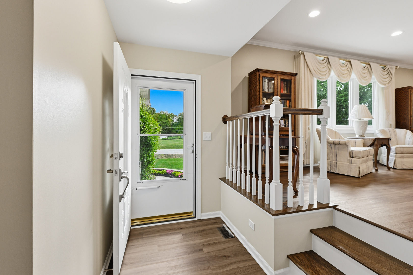 2109 Fairfield Road Property Photo 3