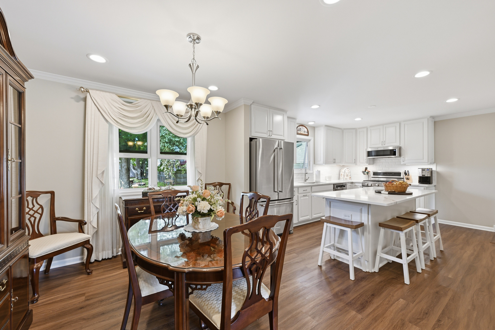 2109 Fairfield Road Property Photo 8