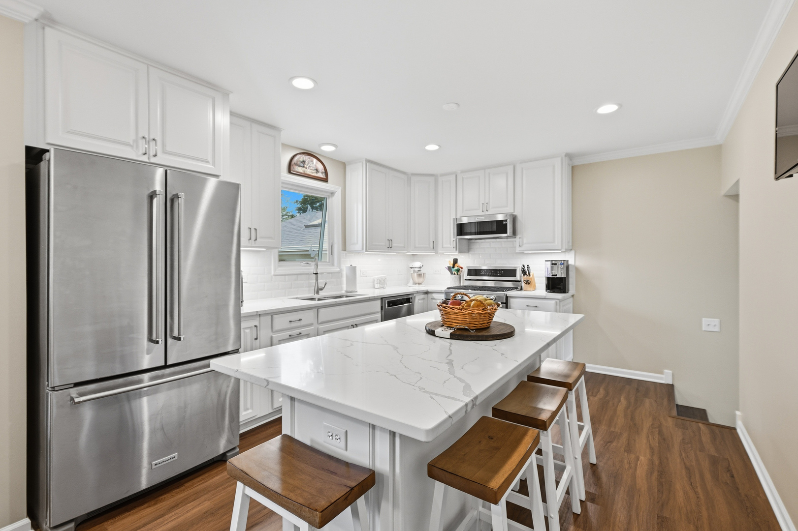 2109 Fairfield Road Property Photo 10
