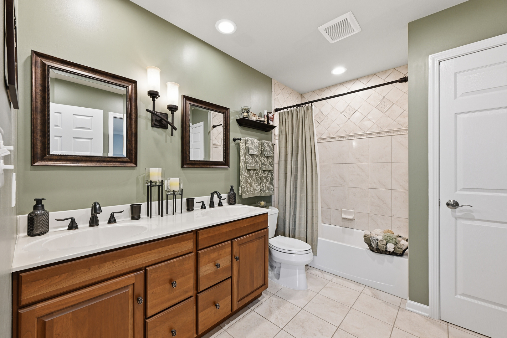 2109 Fairfield Road Property Photo 20