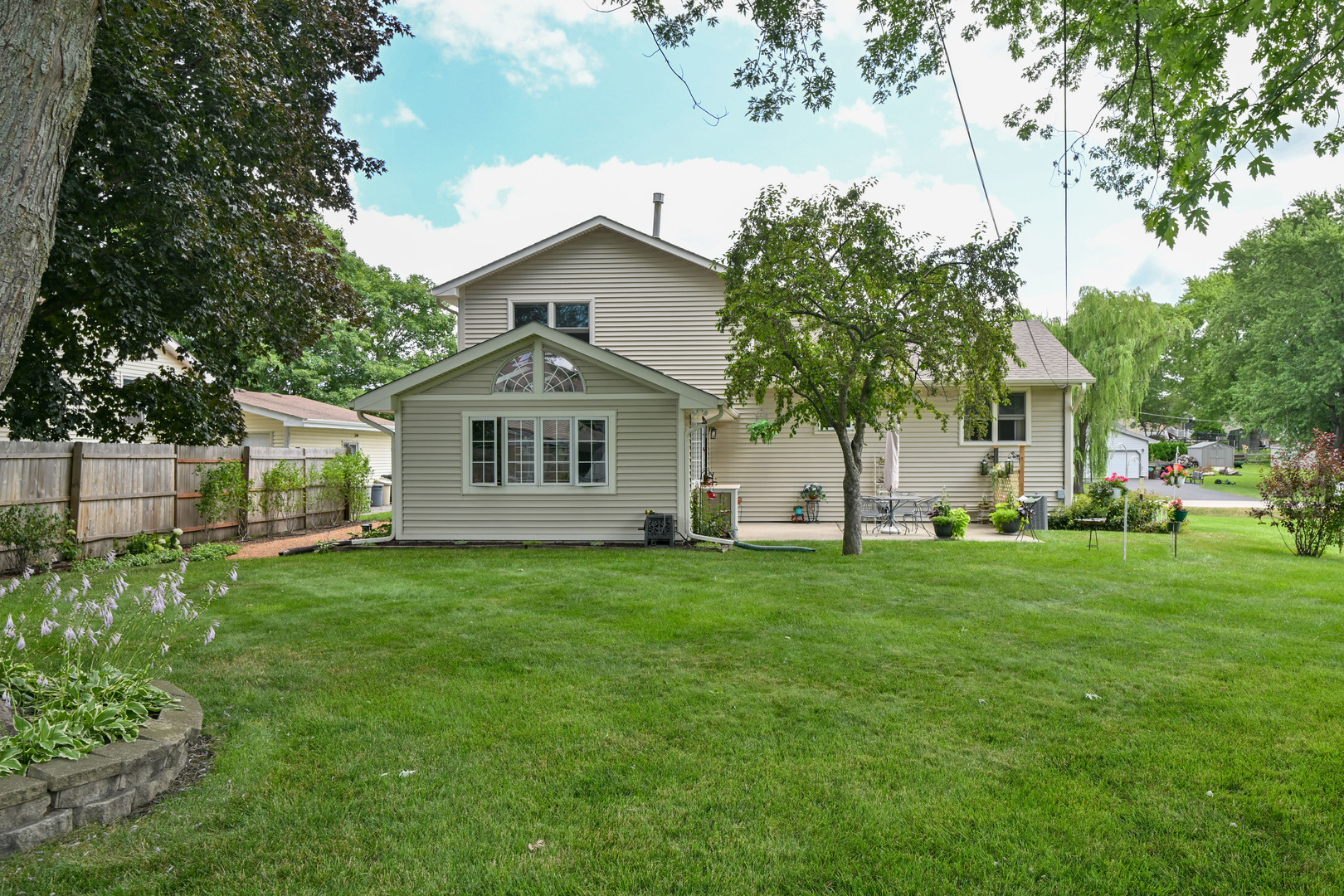 2109 Fairfield Road Property Photo 28
