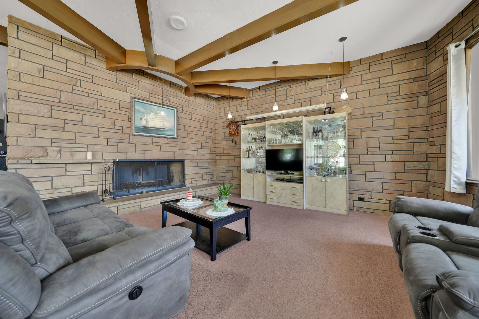 3936 Clarence Avenue Property Photo 11