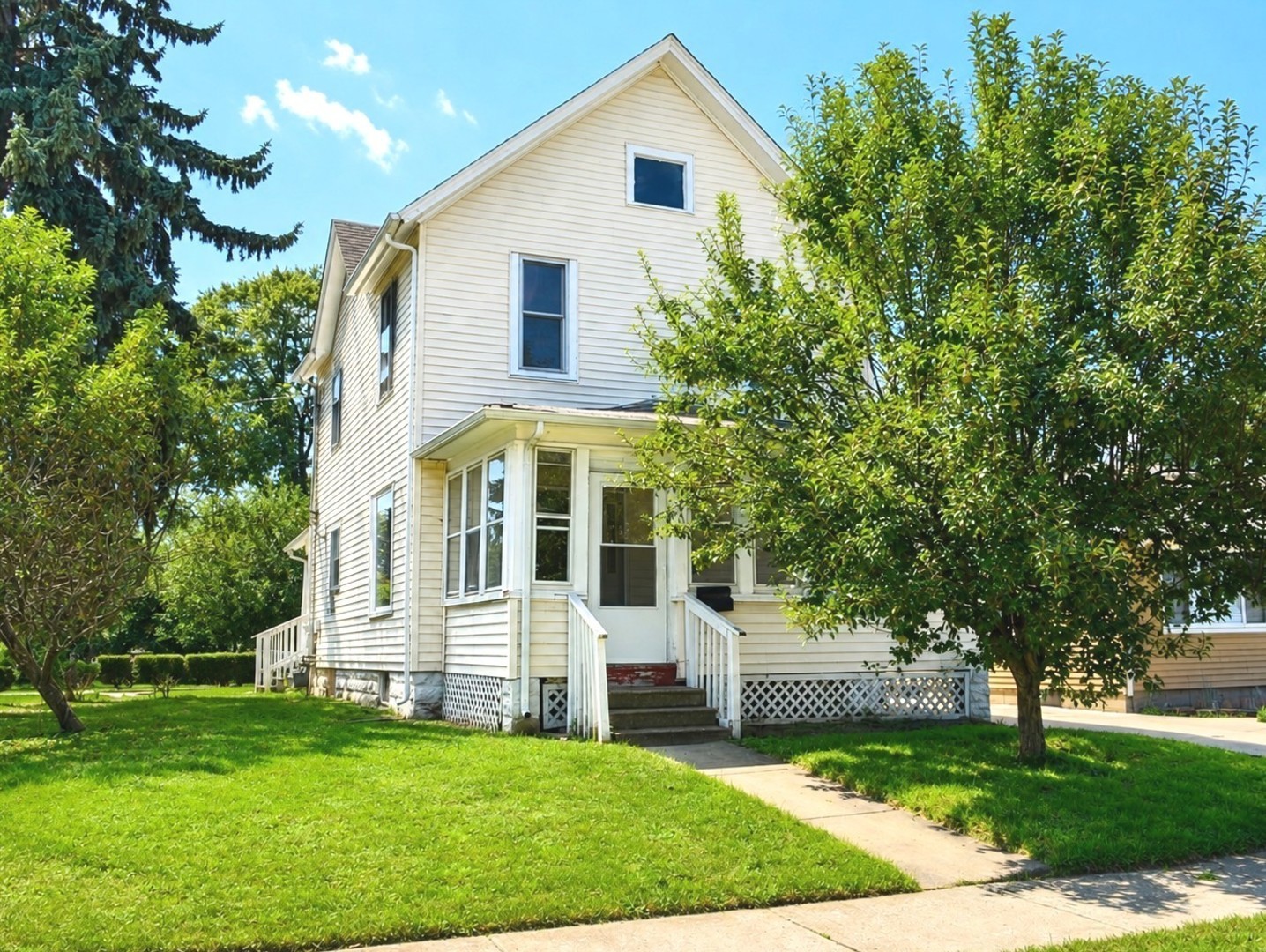 900 Spruce Street Property Photo 1