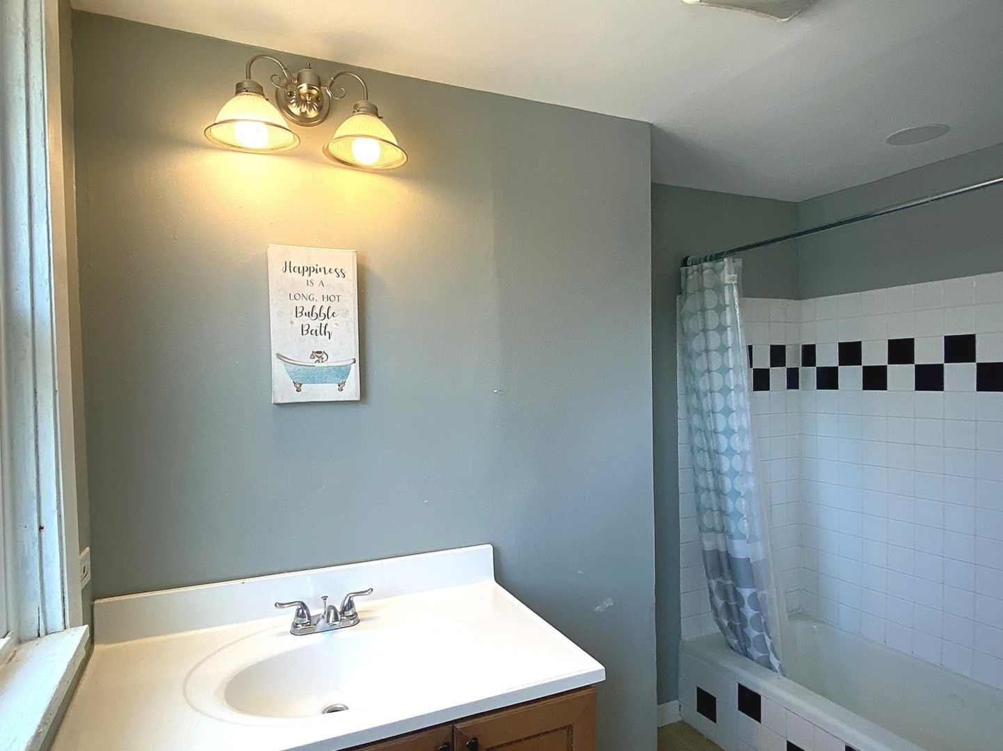 900 Spruce Street Property Photo 14