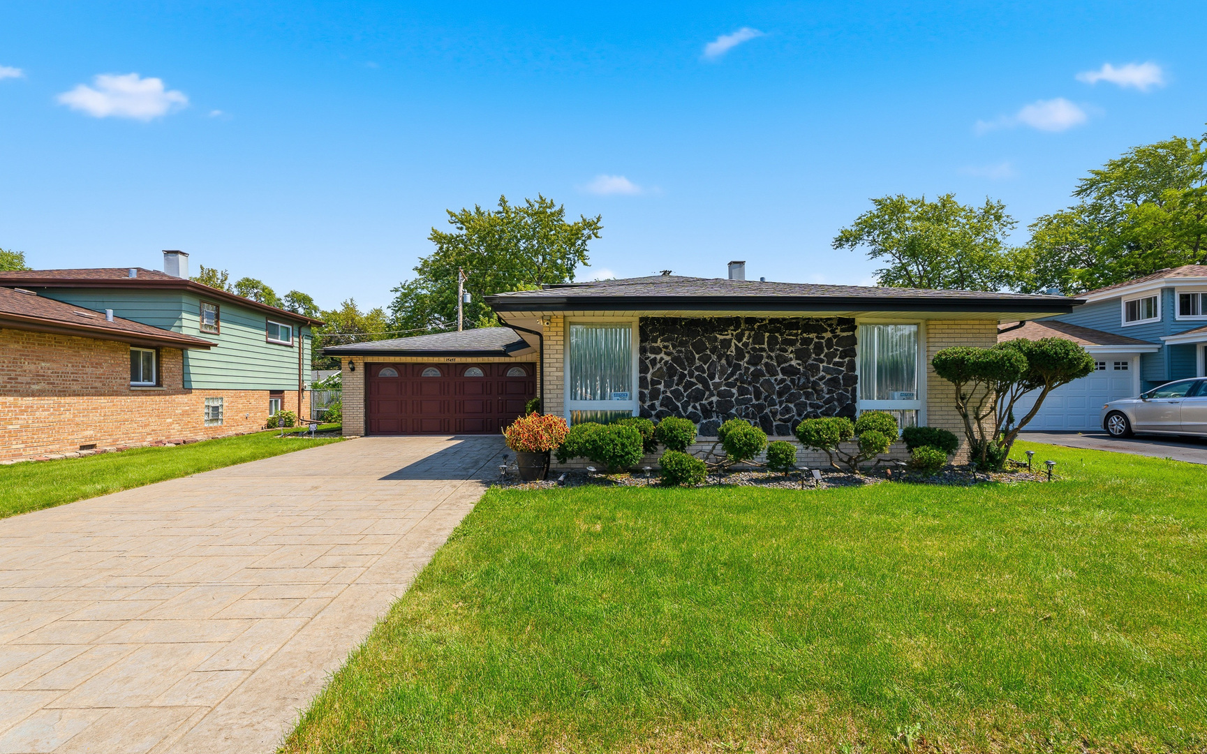 15457 Diekman Court Property Photo 4