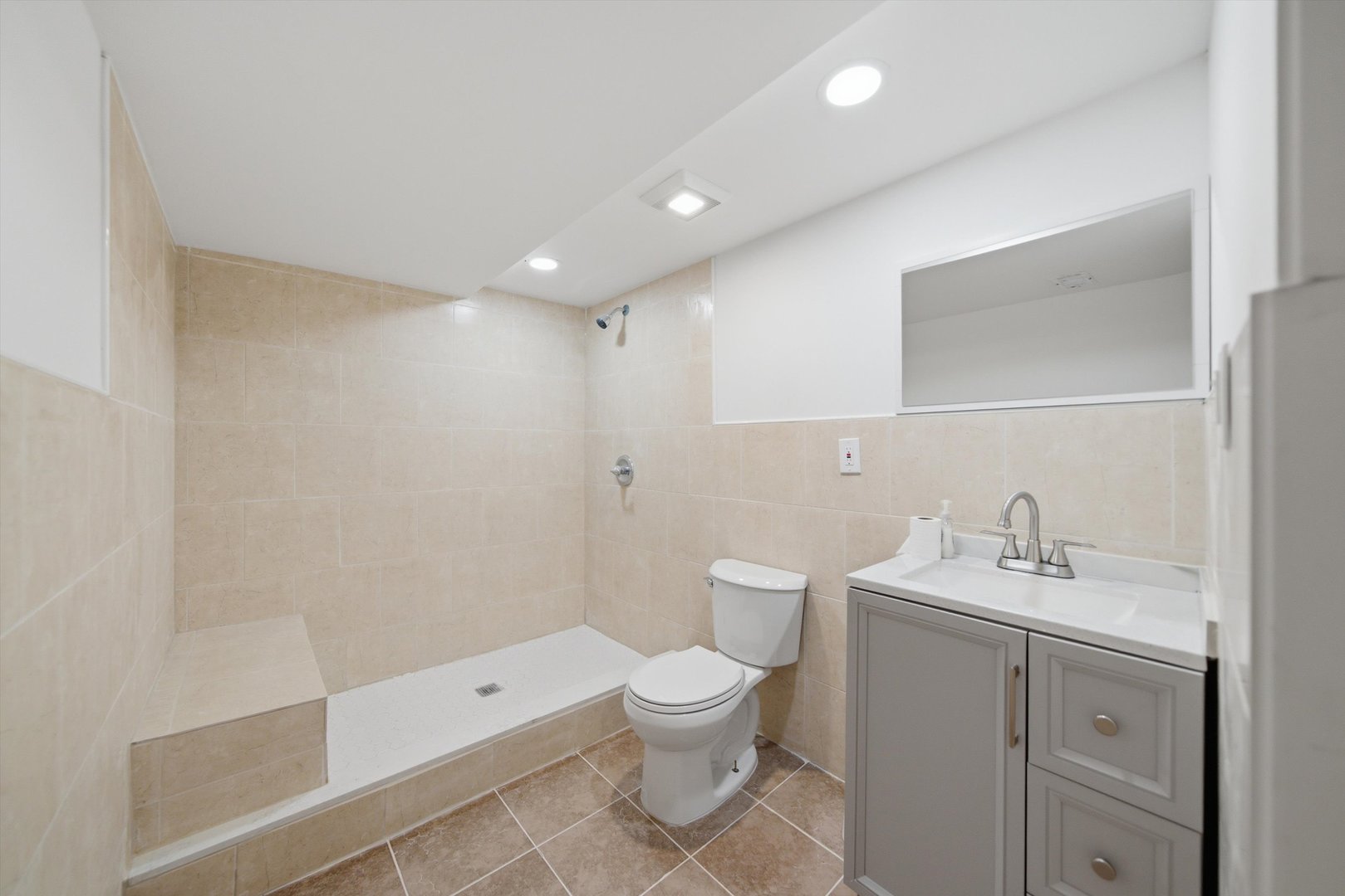 6833 S Merrill Avenue Basement Property Photo 6