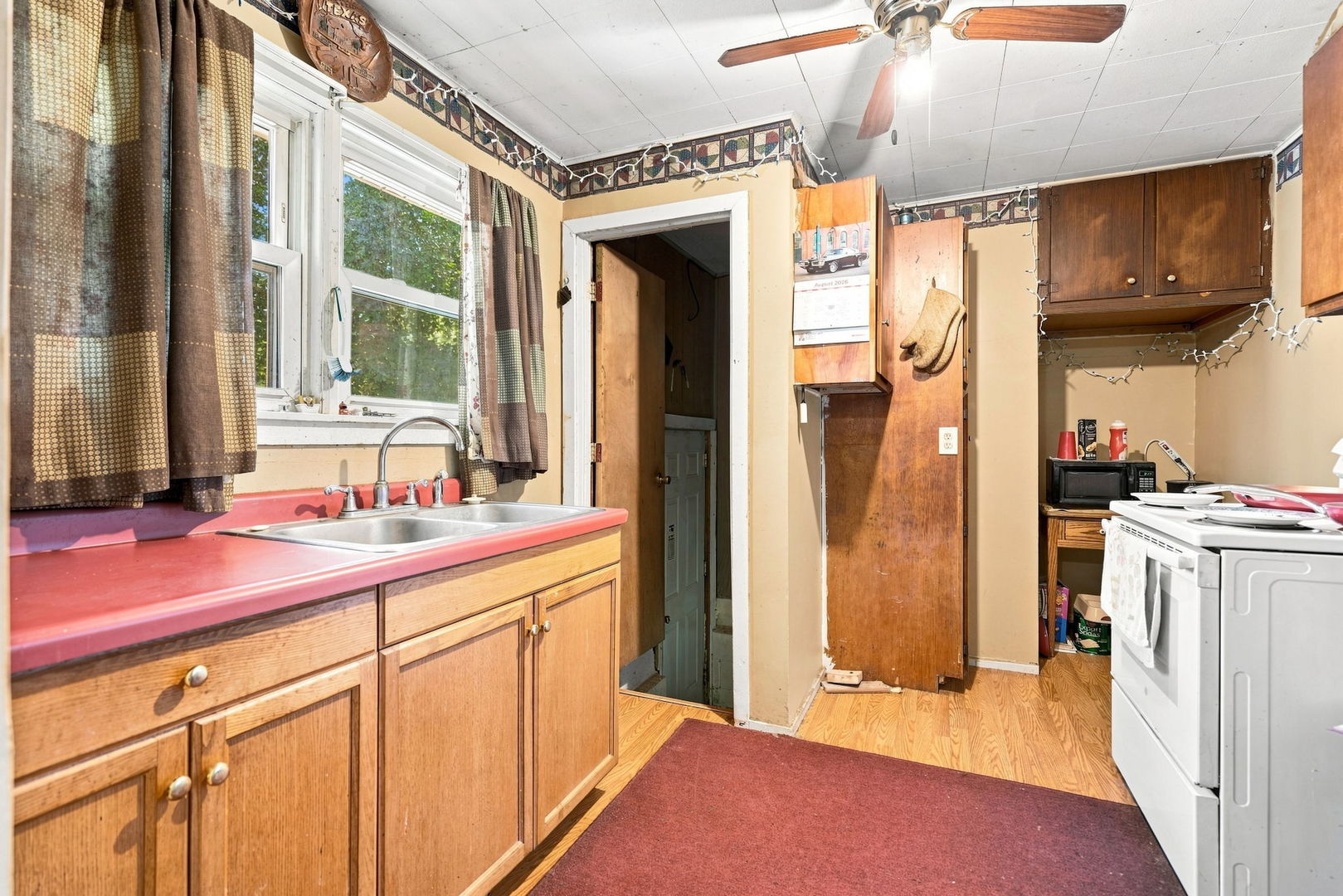 1306 13th Avenue Property Photo 9