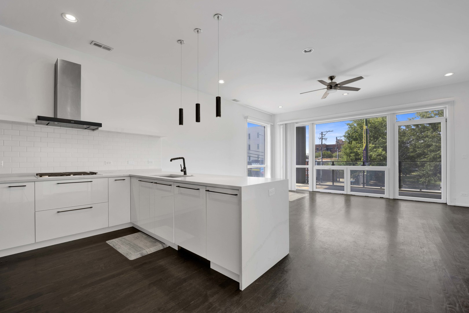 1617 N Ashland Avenue 2 Property Photo 2