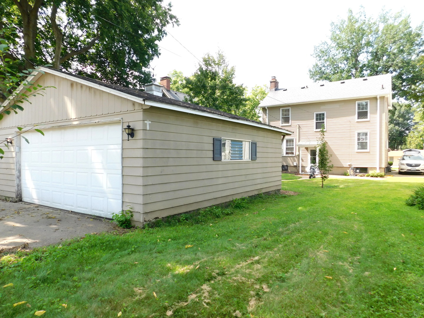 1409 Ottawa Avenue Property Photo 31
